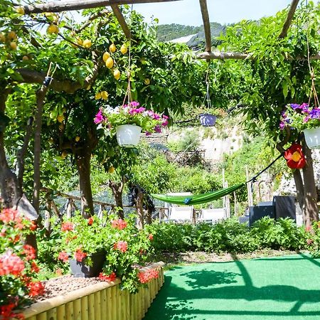 Holiday House Ruocco Майори Екстериор снимка